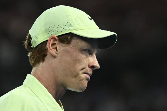 星空体育官网入口-禁赛三个月不影响法网 辛纳事件乃多方博弈结果？