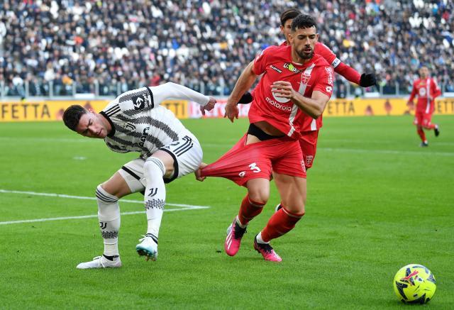 1675008891656010616.jpg 1675008877.jpg