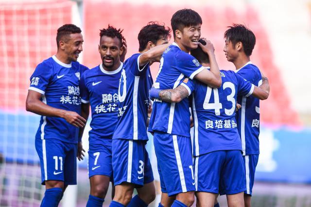 星空体育app下载-复制恒大？三镇淡看领骑衫 将帅齐声：牢记脚踏实地